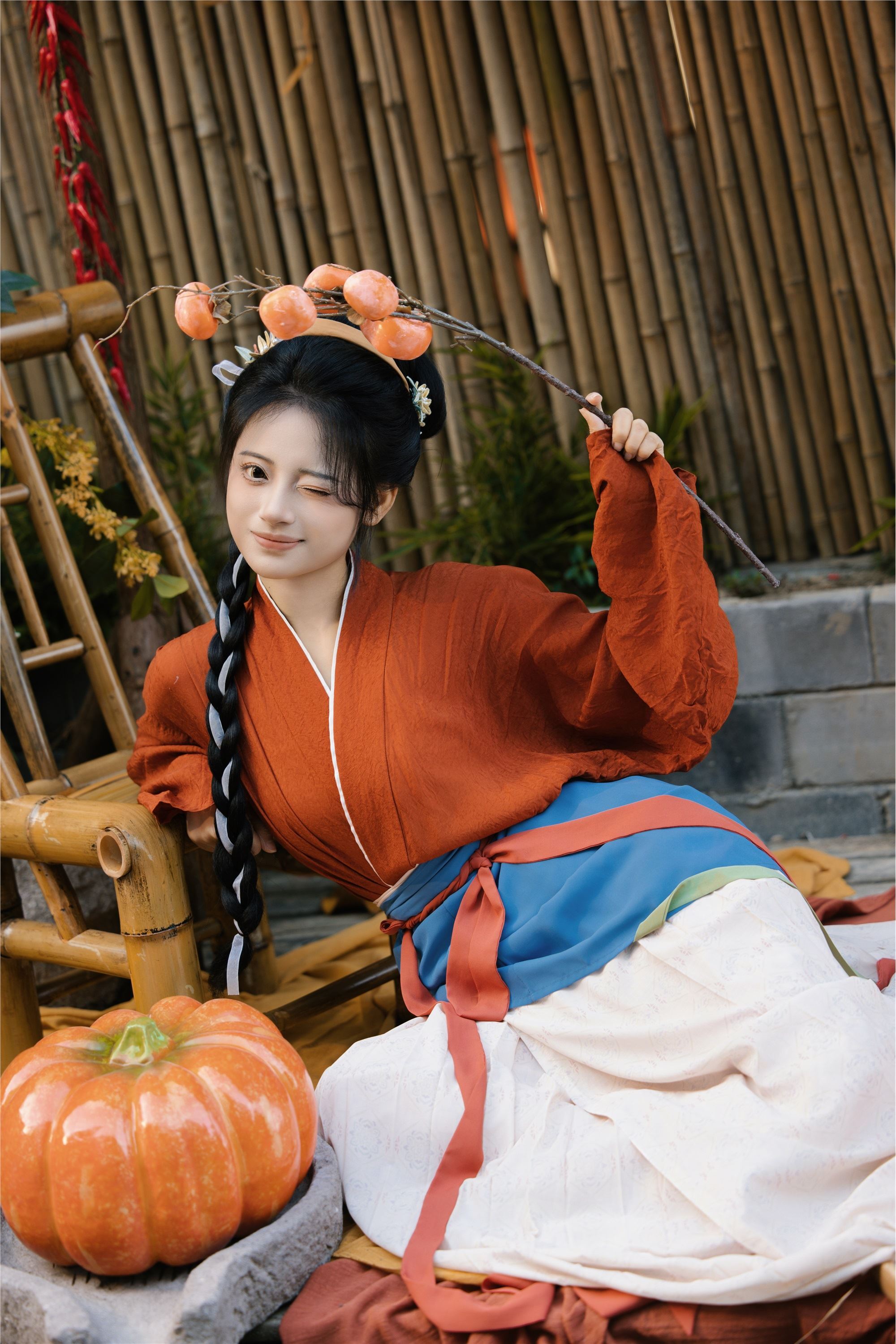 YITUYU艺图语 2025.01.18 晒秋 衔鹿